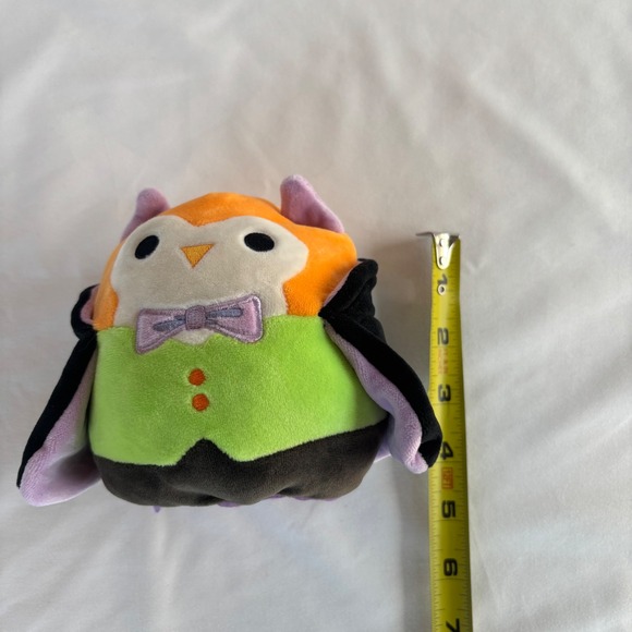 Squishmallows 5 Inch Flip-A-Mallow Holly Owl Vampire and Pumpkin Halloween Plush - Picture 6 of 6